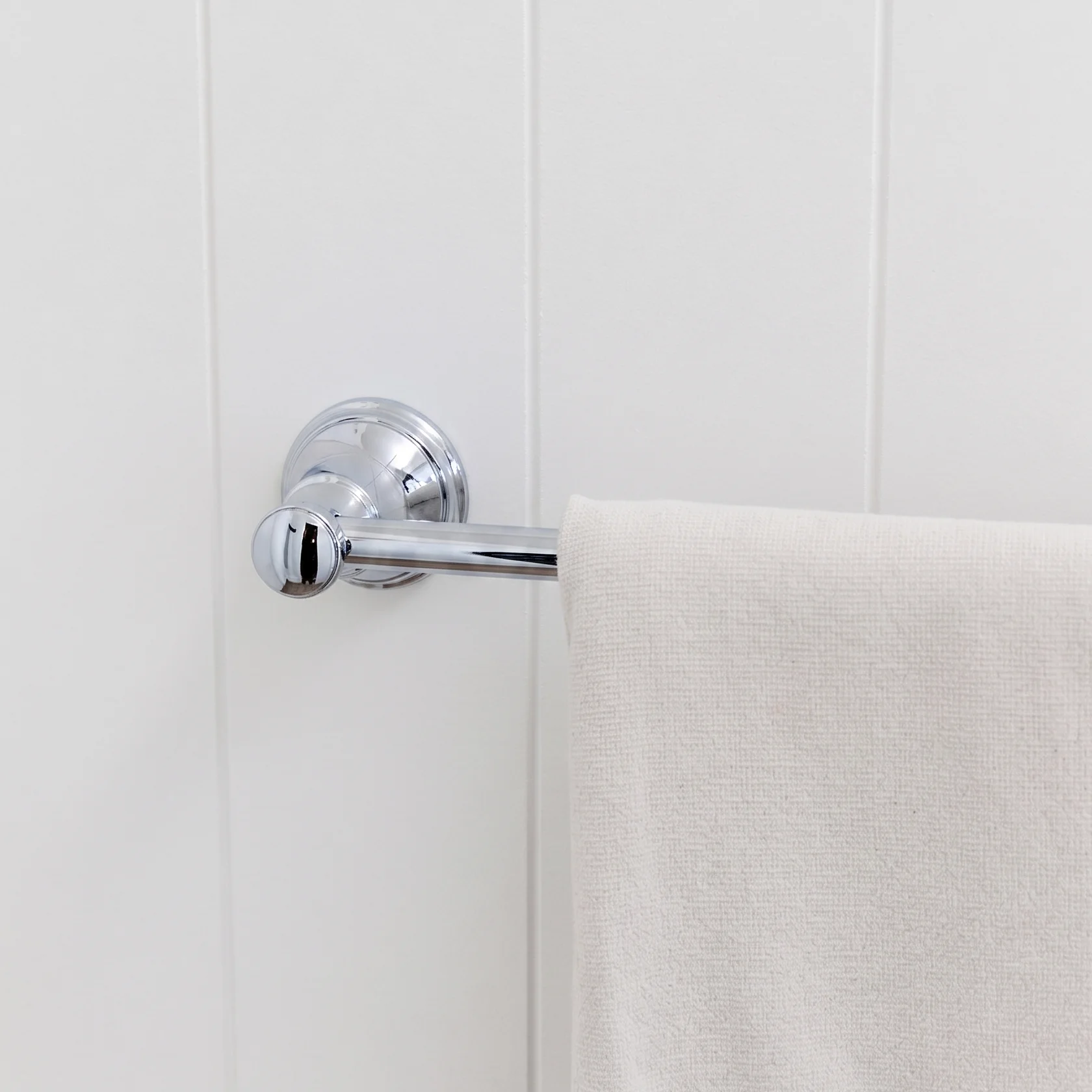 Kingsley Single Towel Rail Chrome 1